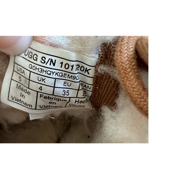 UGG Neumal Boot Chestnut - Picture 7 of 11